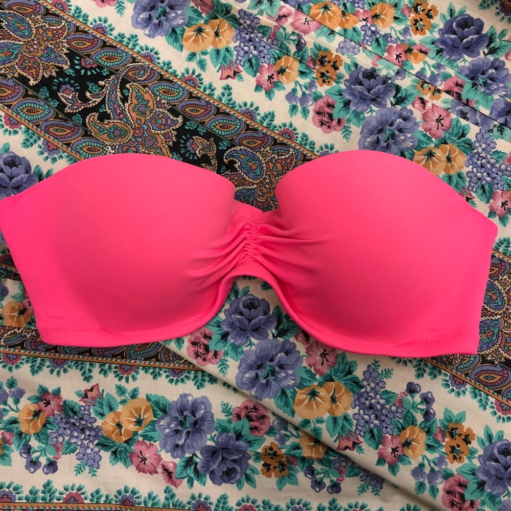 Victoria’s Secret Pink Strapless Bikini Top 32C